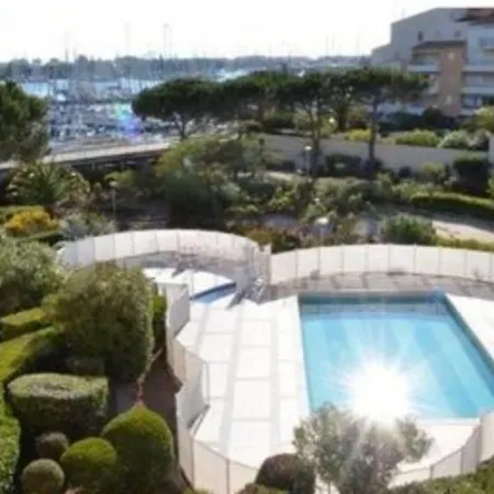 Studio Le Pharo, Plage, Piscine, Centre Port Apartment *
