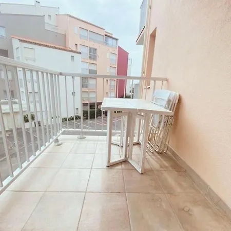 Studio Le Pharo, Plage, Piscine, Centre Port